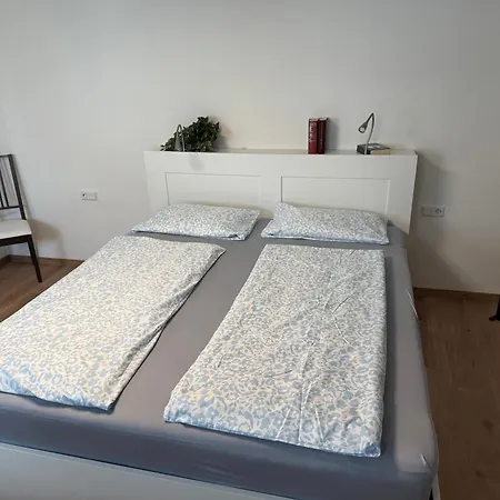 Апартаменты Wohnen - An Der Alten Stadtmauer Роттенбург